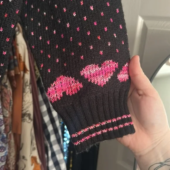 Torrid Heart Sleeve Cardigan - Picture 5 of 7